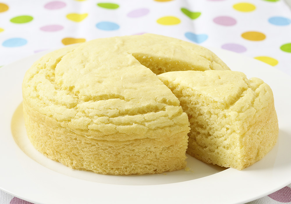 【冷凍】もぐもぐ工房の　おこめのスポンジケーキ(15cm)